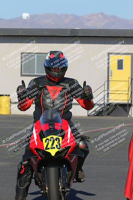 media/Oct-09-2022-SoCal Trackdays (Sun) [[95640aeeb6]]/Around the Pits/